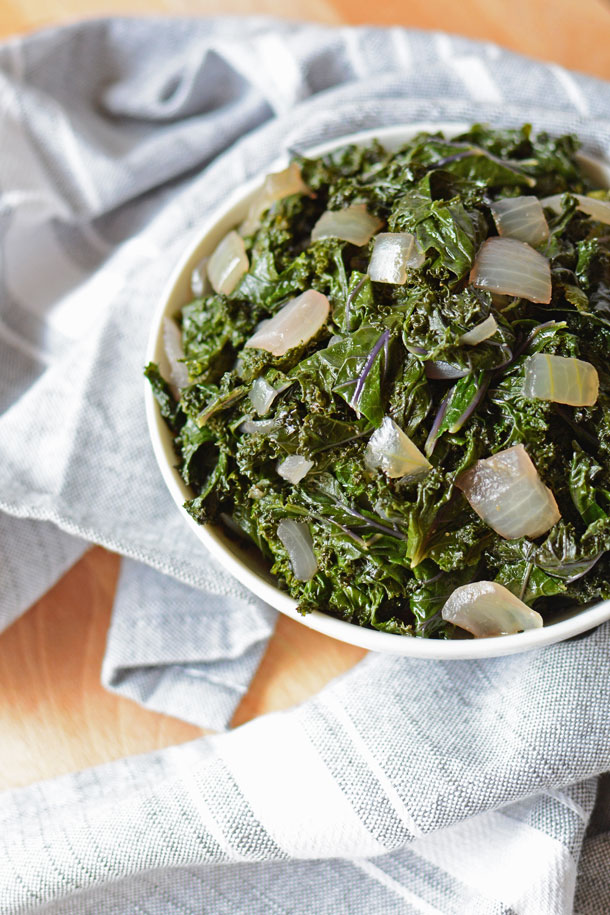 quick and easy kale in a bowl
