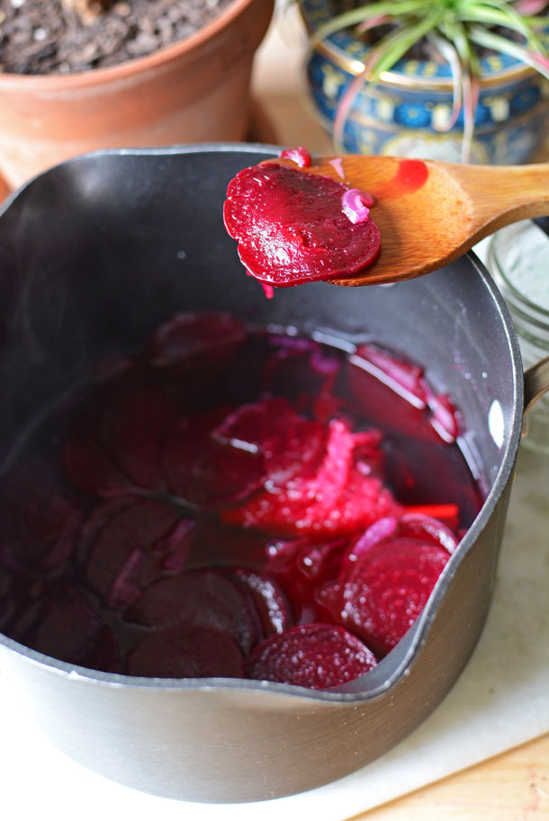 Small Batch Refrigerator Pickled Beets