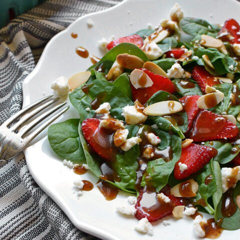 Strawberry and Spinach Salad with Balsamic Vinaigrette