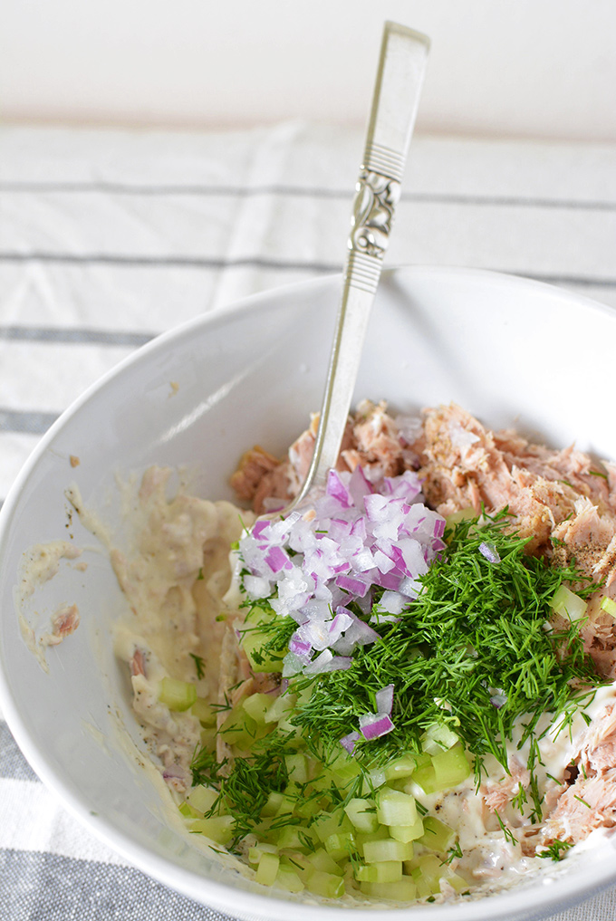 https://simpleseasonal.com/wp-content/uploads/2016/07/tuna-salad-dill-celery-red-onion.jpg