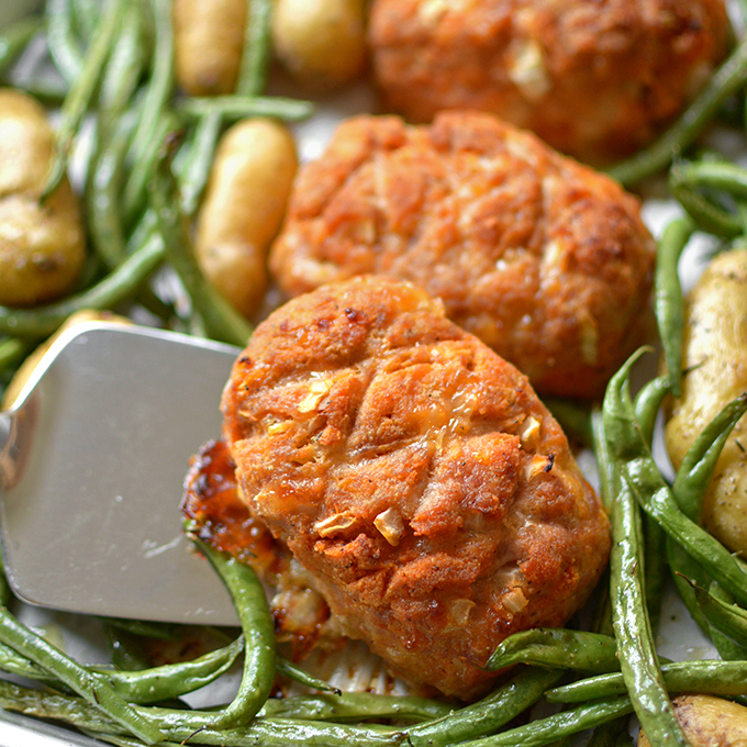 Mini Meatloaf Sheet Pan Dinner