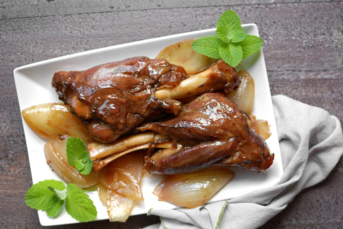 Slow Cooker Honey Balsamic Lamb Shanks