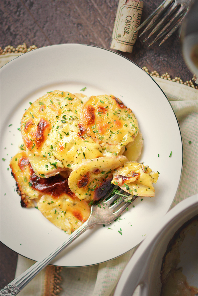 Cheddar Parmesan Scalloped Red Potatoes