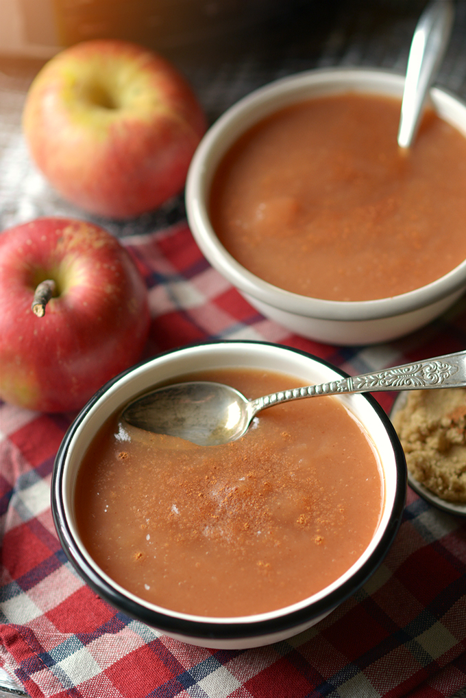 Cinnamon Brown Sugar Slow Cooke Apple Sauce