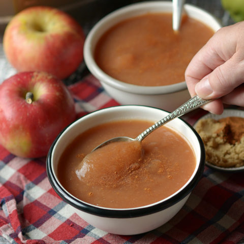 Cinnamon Brown Sugar Slow Cooker Apple Sauce