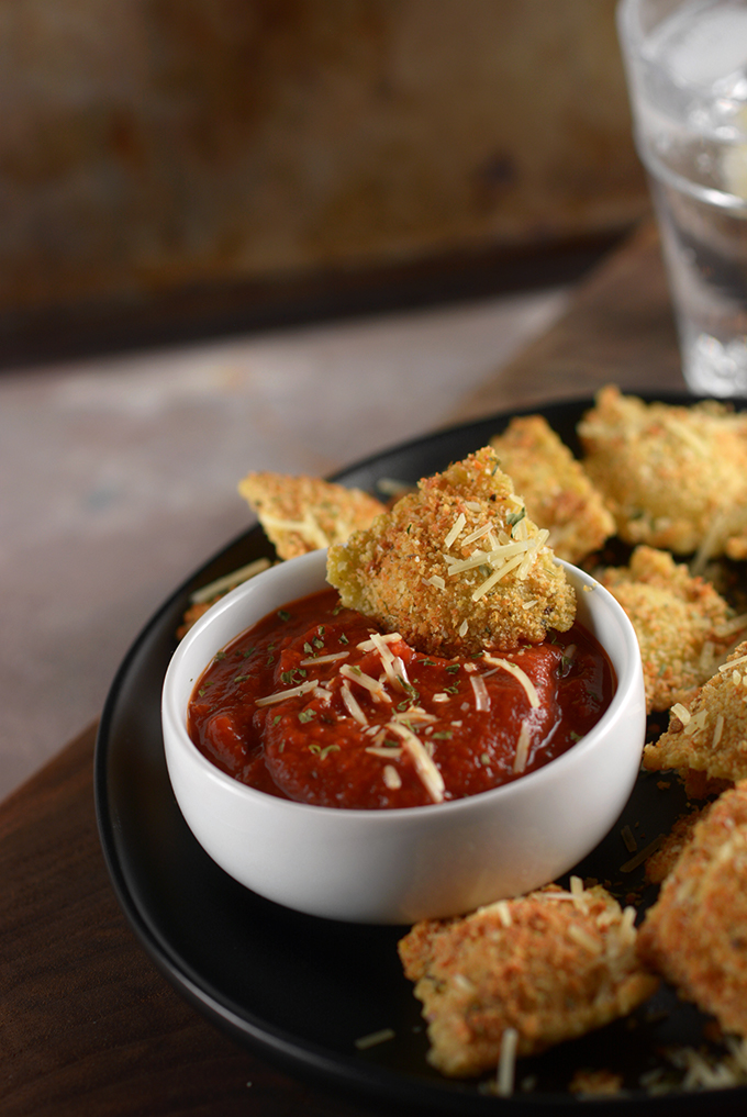 dipping baked ravioli