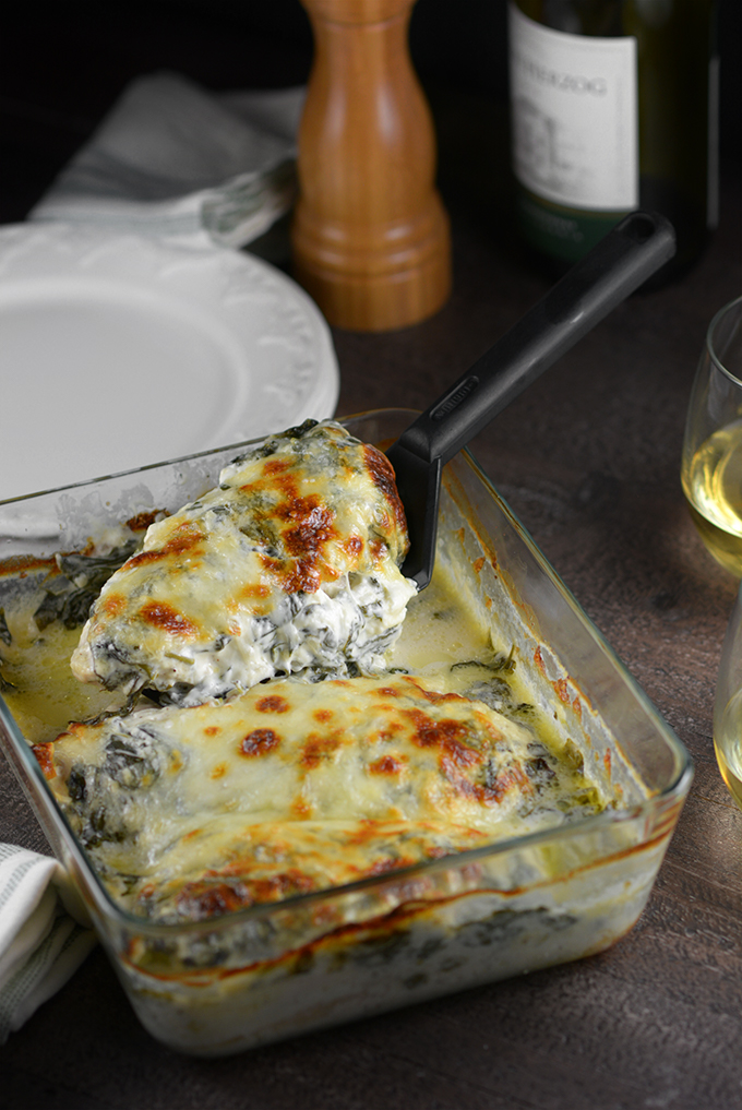 Creamy Mozzarella and Spinach Baked Chicken