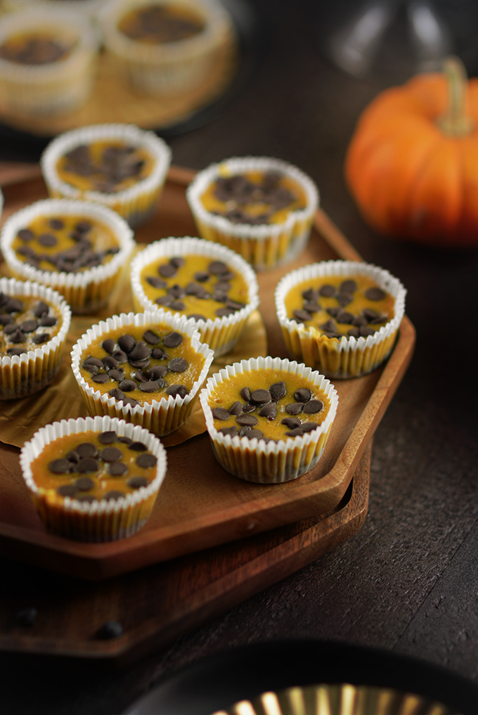 Pumpkin Chocolate Chip Cheesecake Bites